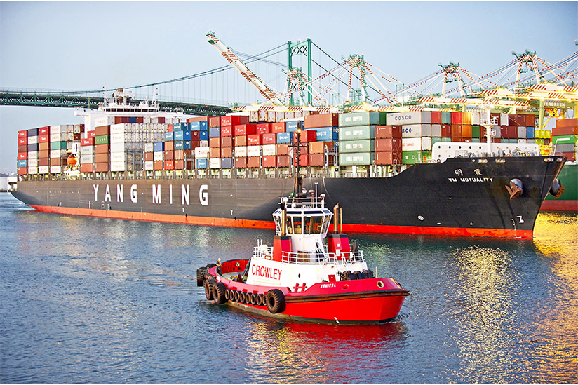 A ship departs the Port of Los Angeles, the largest port in the U.S. (Photo: Shutterstock)