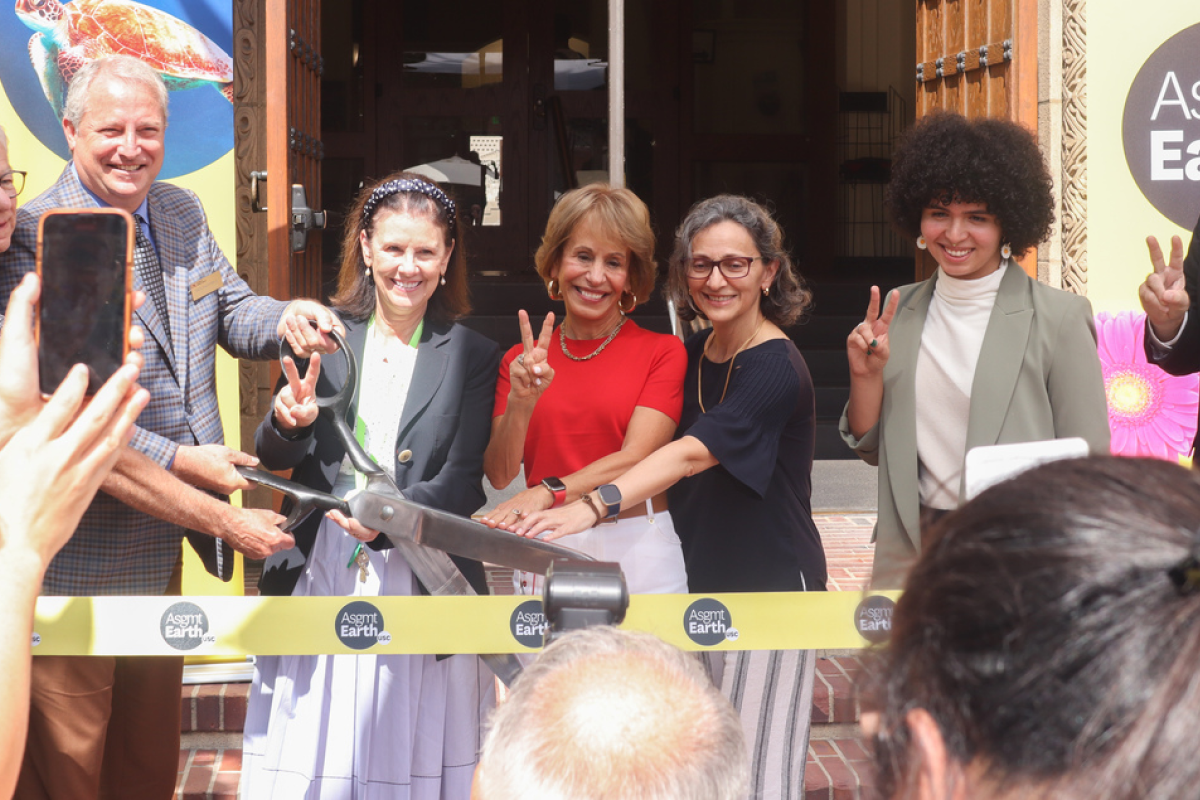 Members of the Office of Sustainability along with President Folt cut the ribbon at USC Sustainability Hub opening in Los Angeles, Calif., Wednesday, Sept. 6, 2023. (Ana Hunter / Daily Trojan)
