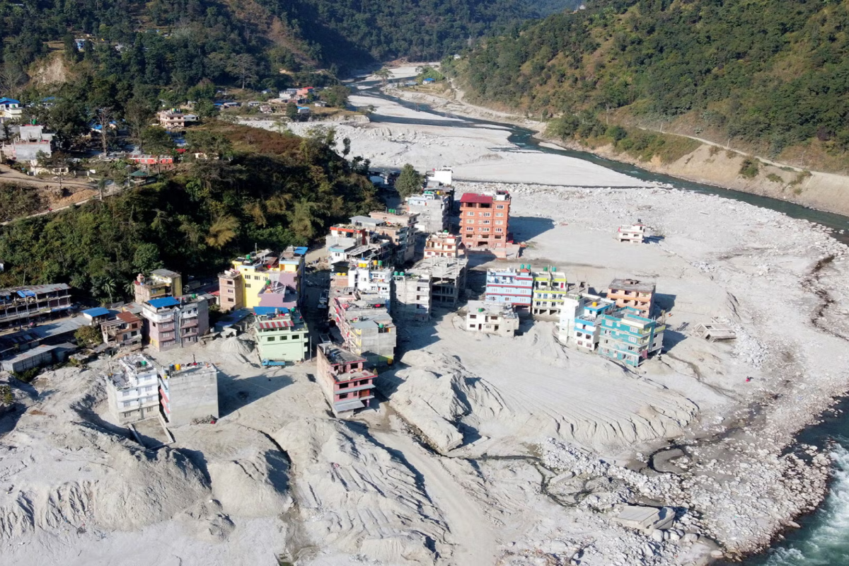 Floods in 2021 left much of Melamchi buried in mud and debris. (Photo: GFDRR/Ranjan Kumar Dahal.)